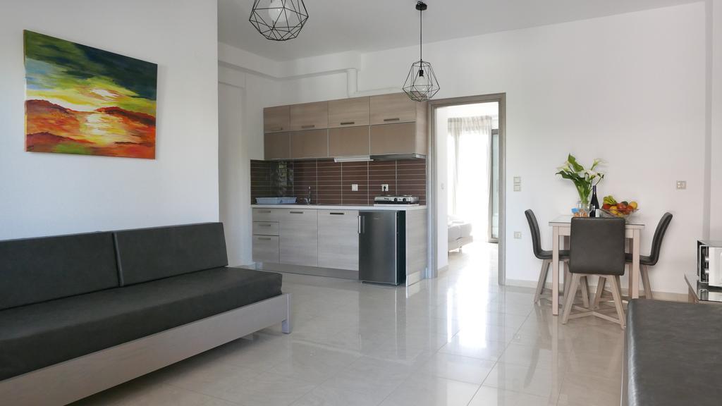 Angela Apartments Kato Daratso Bagian luar foto